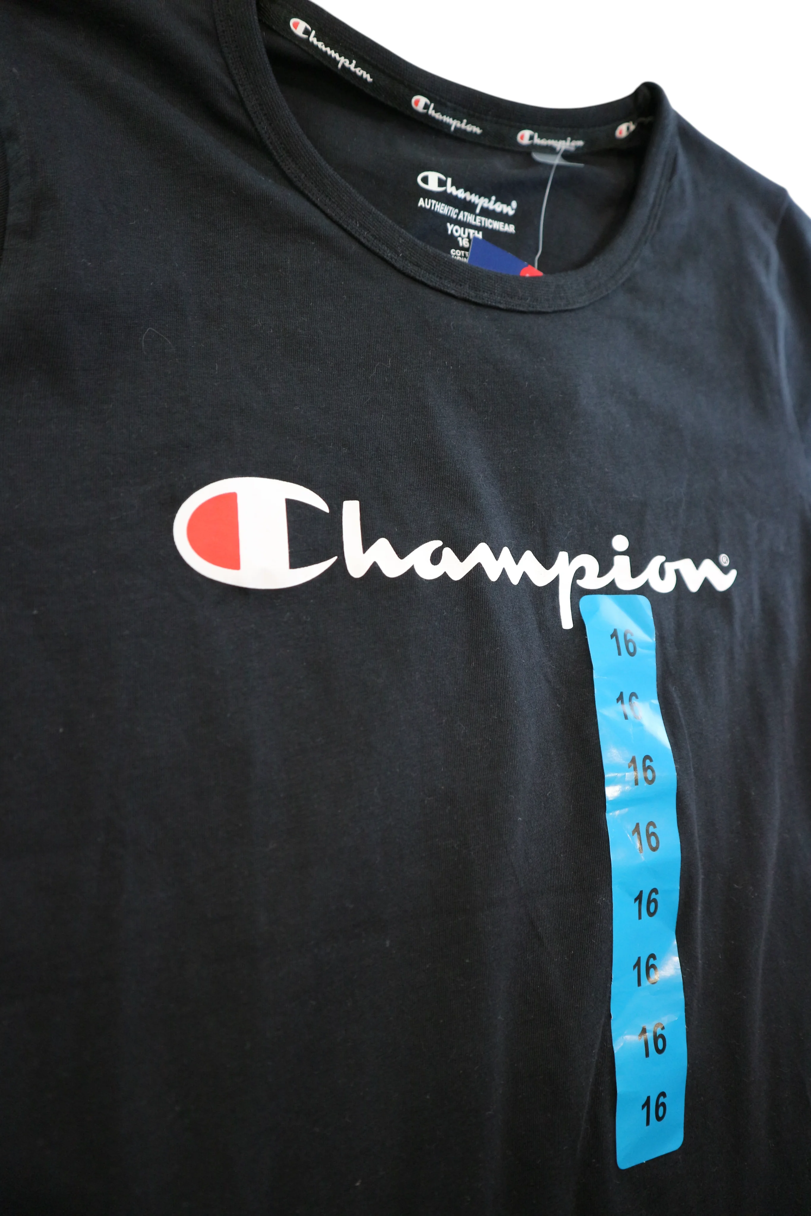 Champion T-Shirt, 16 - Image 2